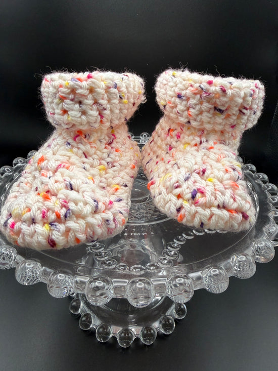 Hand crocheted baby booties. Size 3-6 months.